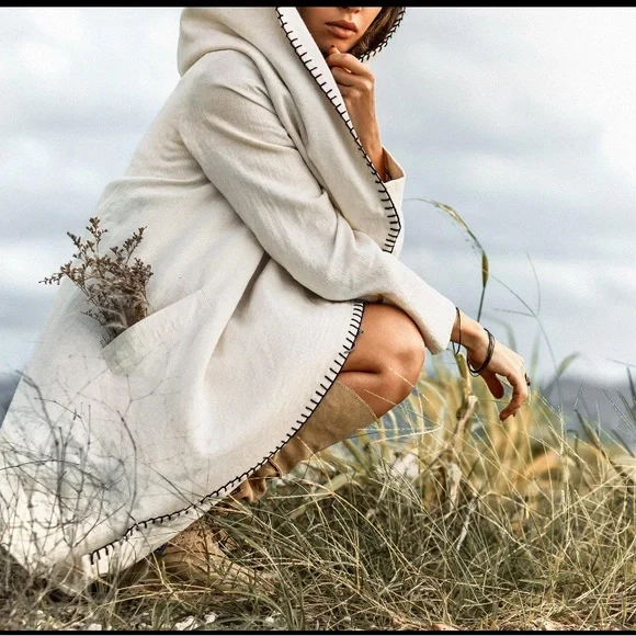 AYA SACRED WEAR belted hooded jacket - Picture 3 of 9